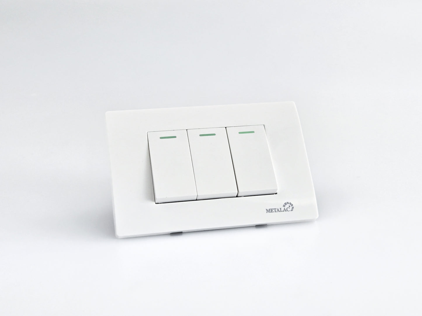 Apagador Triple de 3 vías color Blanco